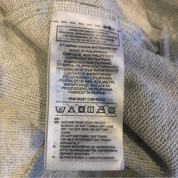 ADIDAS Gray Long Sleeve Logo T-shirt size medium - Picture 7 of 7